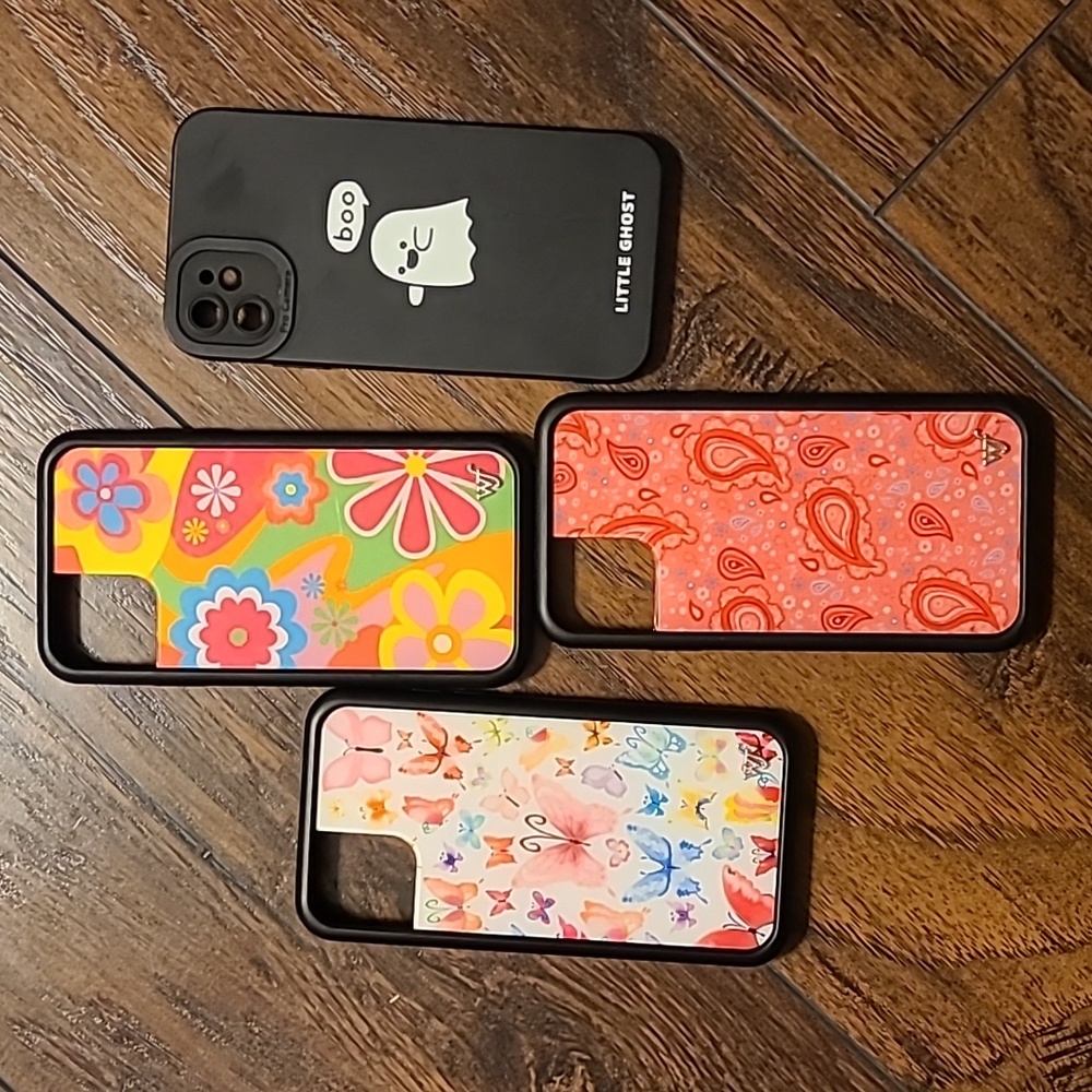 Set of 3 wildflower iPhone cases
